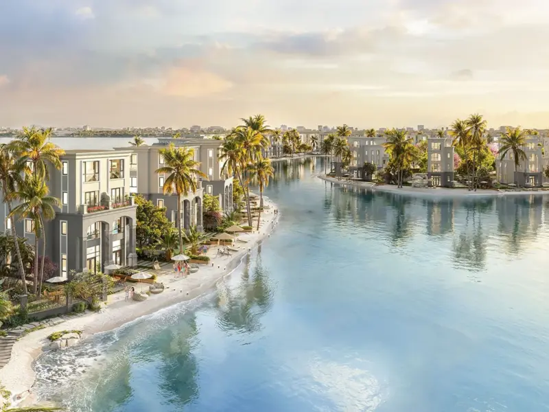 Toàn cảnh hồ cảnh quan và biệt thự – Vinhomes Royal Island Vũ Yên, Hải Phòng